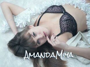 AmandaMiya