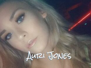 Auri_Jones