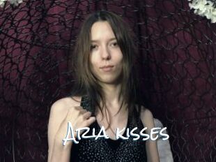 Aria_kisses