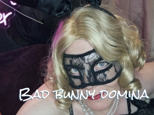 Bad_bunny_domina