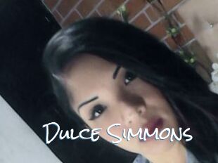 Dulce_Simmons