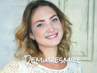 Demuresmile