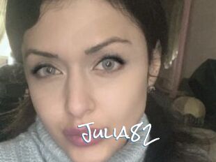 Julia82