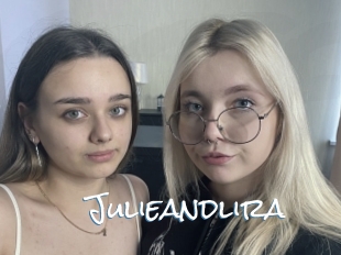 Julieandlira