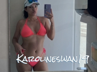Karolineswan19