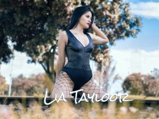 Lia_Tayloor