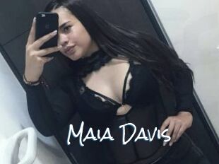 Maia_Davis