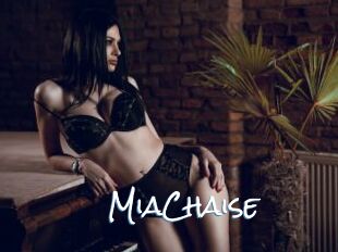 MiaChaise