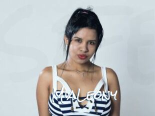 MiaLeony