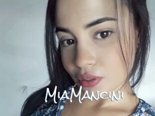 MiaMancini