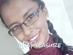 Mia_Pleasure