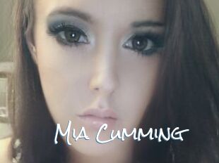 Mia_Cumming