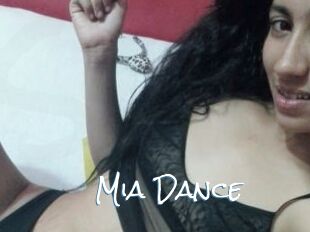Mia_Dance