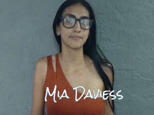 Mia_Daviess