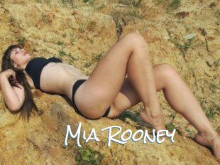 Mia_Rooney