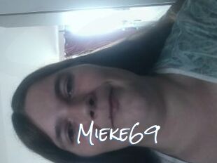 Mieke69