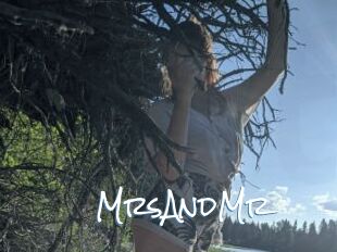 MrsAndMr