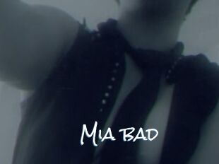 Mia_bad