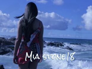 Mia_stone18