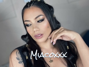 Miacoxxx