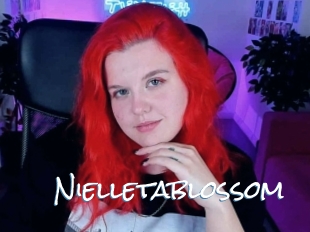 Nielletablossom