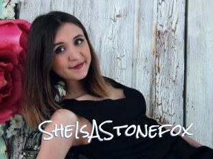 SheIsAStonefox