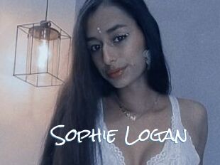 Sophie_Logan