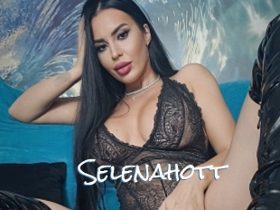Selenahott