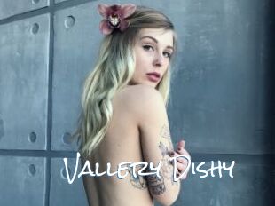 Vallery_Dishy