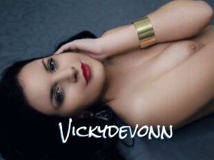 Vickydevonn